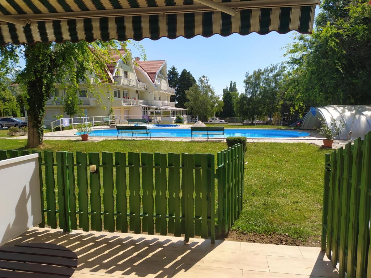 Apartamento Mira Apartman Keszthely Exterior foto